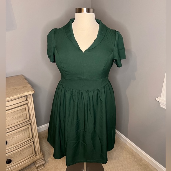 ModCloth Lively Identity Short Sleeve Dress in Green Size 1X - Picture 2 of 7